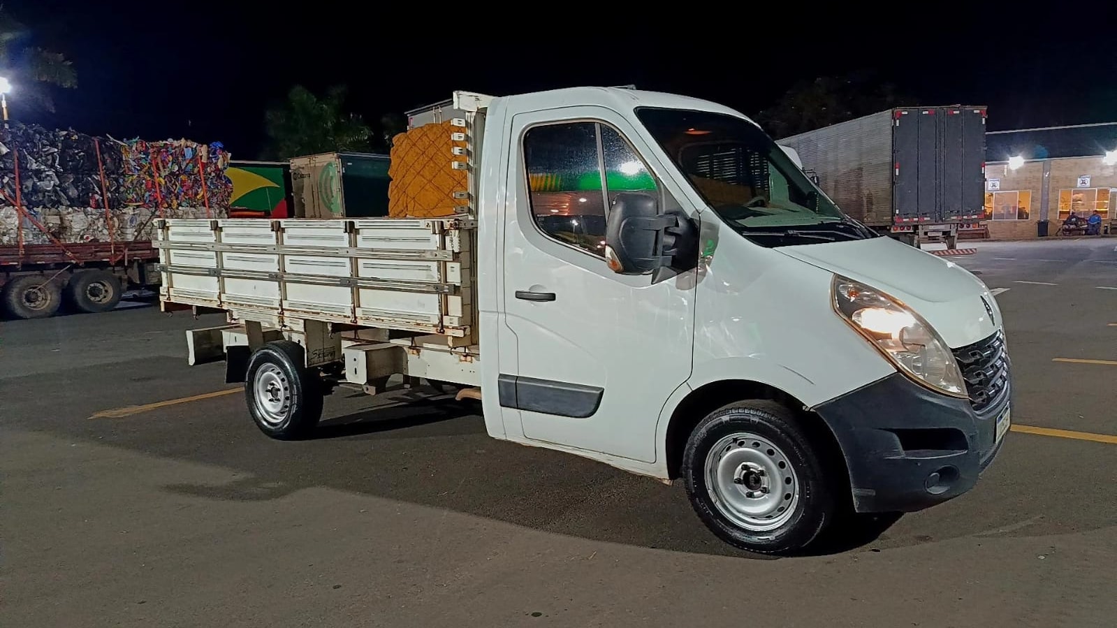 Frota JMR Transportes - foto 1